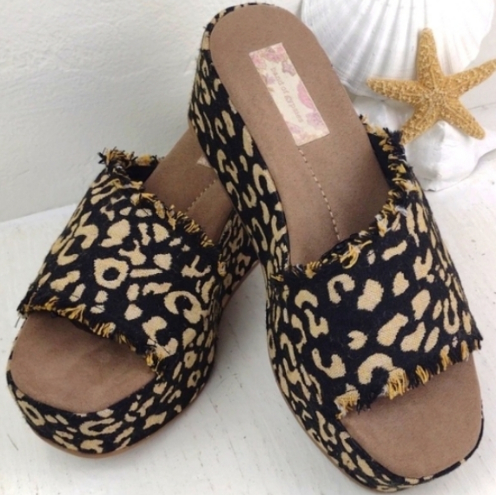 Band of Gypsies Tan & Black  Woven Canvas Cheetah Fringed Slides